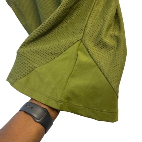 Nike Serena Design Crew Tennis Top Cap Sleeve Size L Forrest Green Pilling Shown - Picture 4 of 4